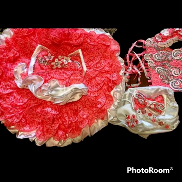 EUC Nana Marie Designs Glitz Cupcake 3-5 - Picture 5 of 9